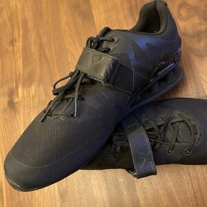 Men's Black Athletic Training Shoes with Strap Support